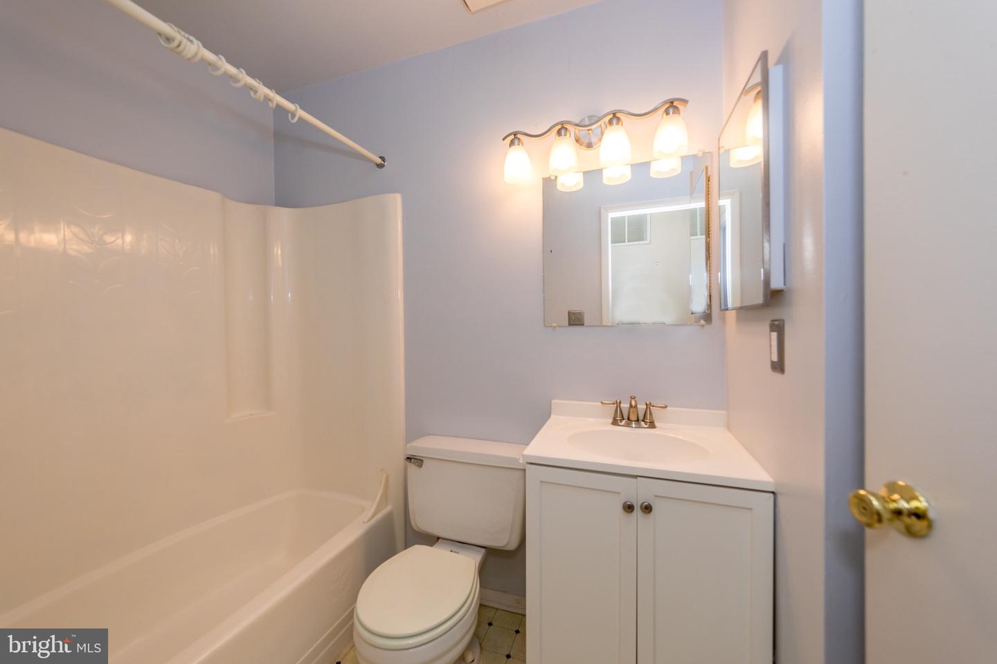 24 W Orange Ct Property Photo 10