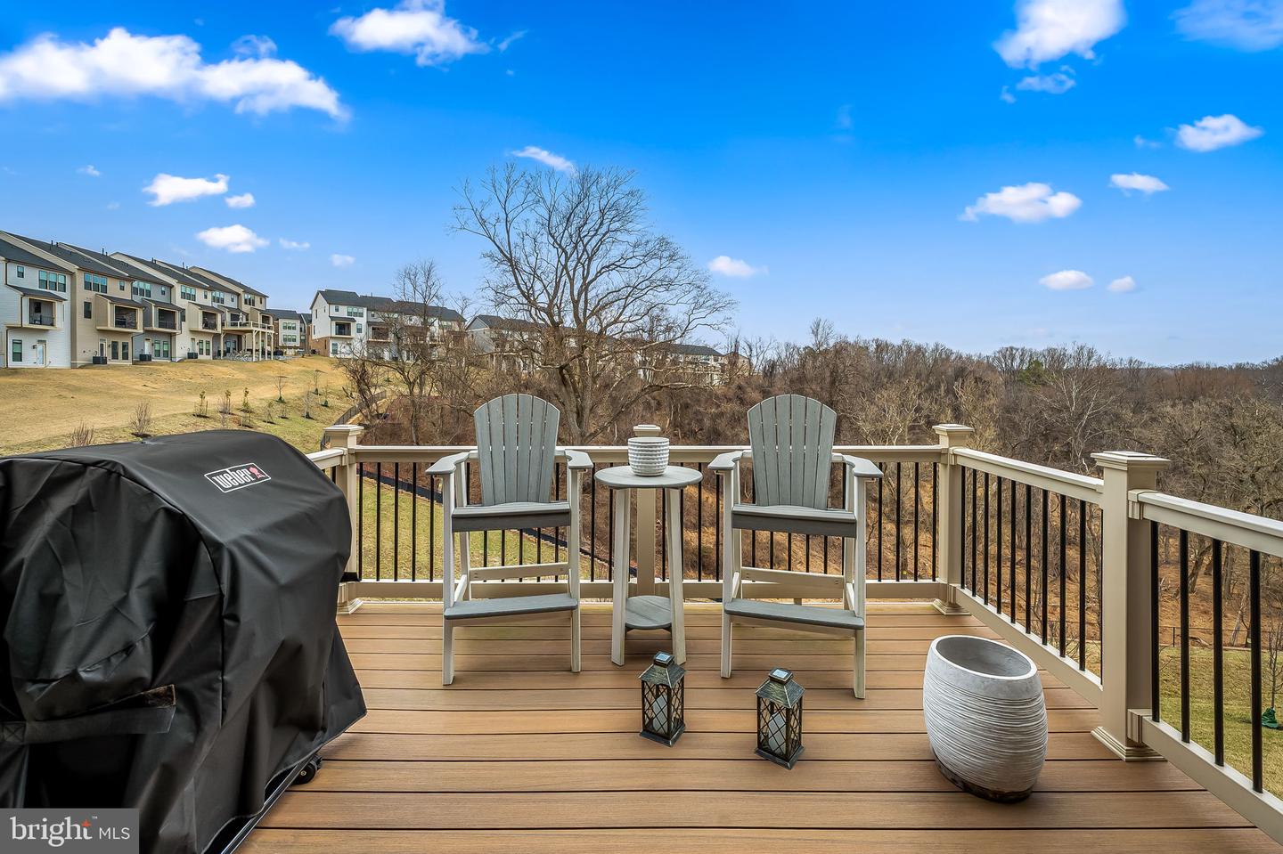 240 Hickory Hollow Ct Property Photo 7