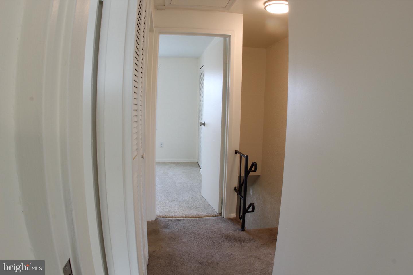 7858 Saint Claire Ln Property Photo 11
