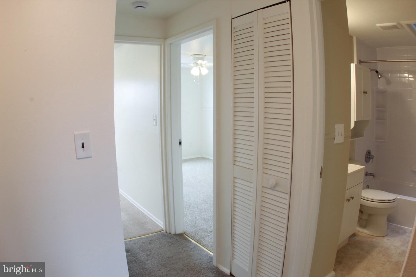 7858 Saint Claire Ln Property Photo 13