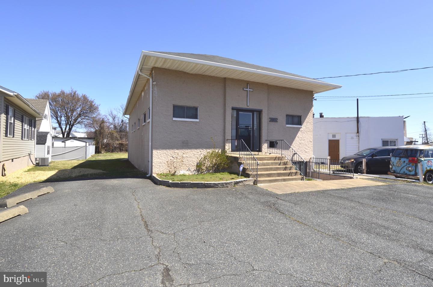 2802 North Point Property Photo 1