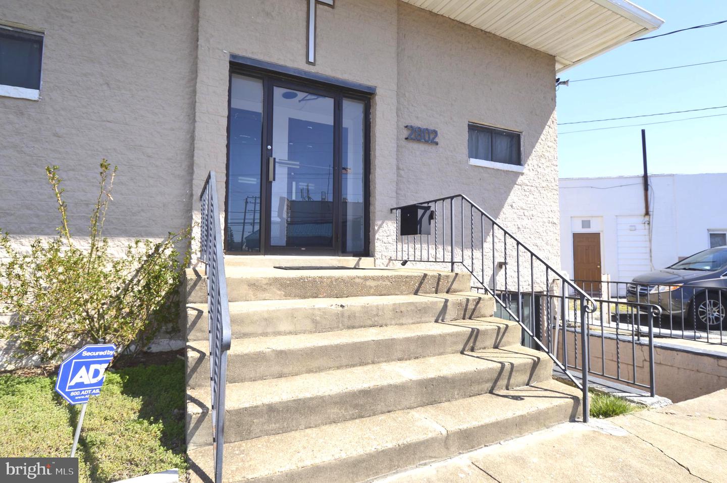 2802 North Point Property Photo 2