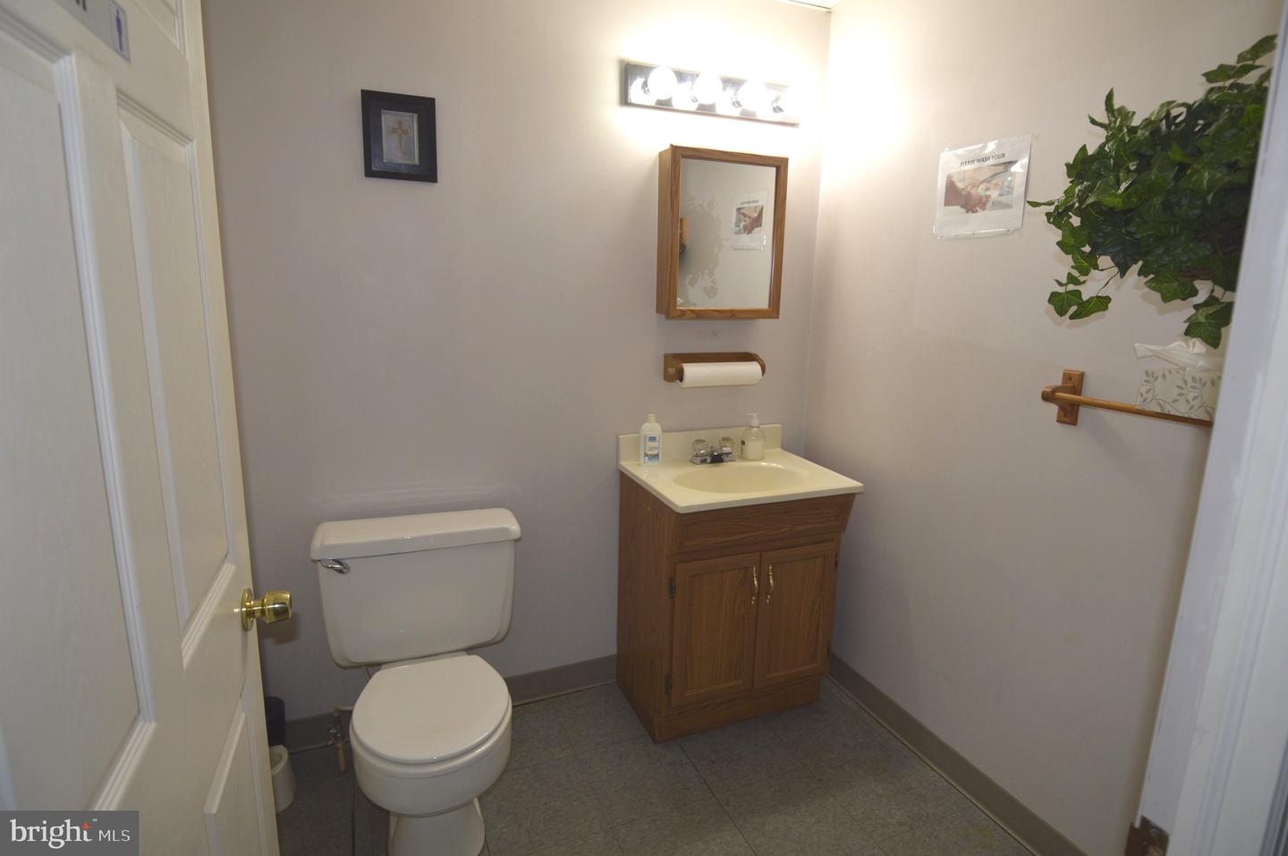 2802 North Point Property Photo 10