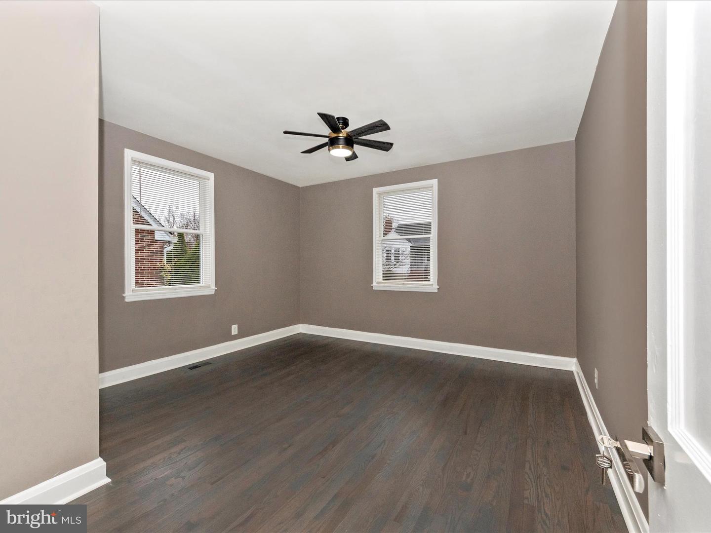 Moreland Ave. Property Photo 24