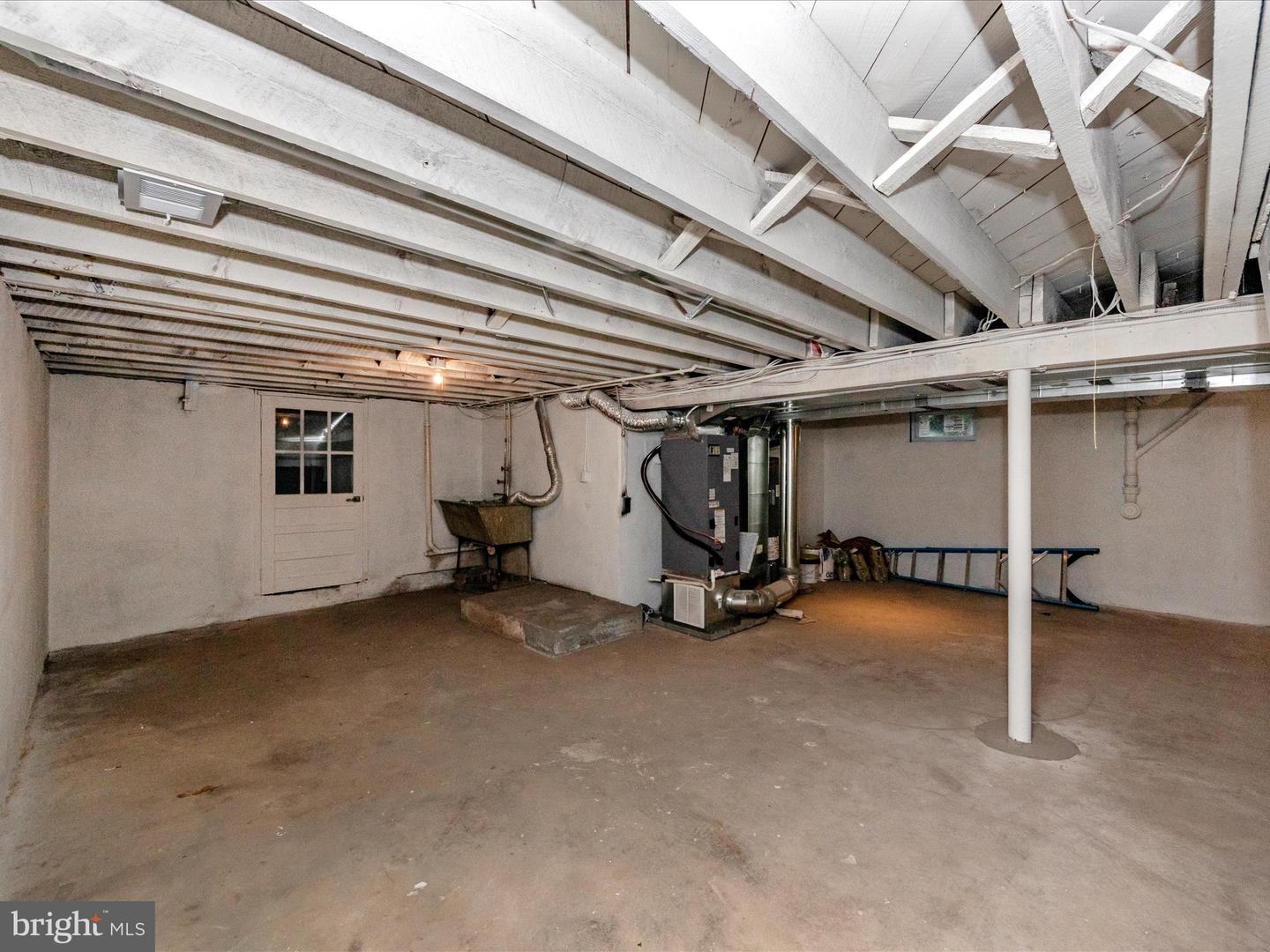 Moreland Ave. Property Photo 37