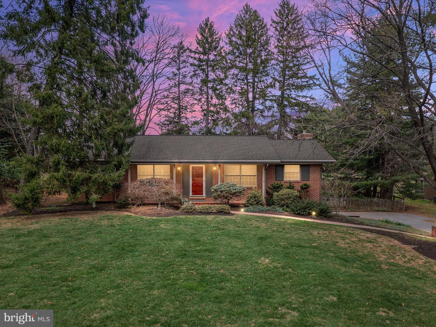 2302 Ridge Rd Property Photo