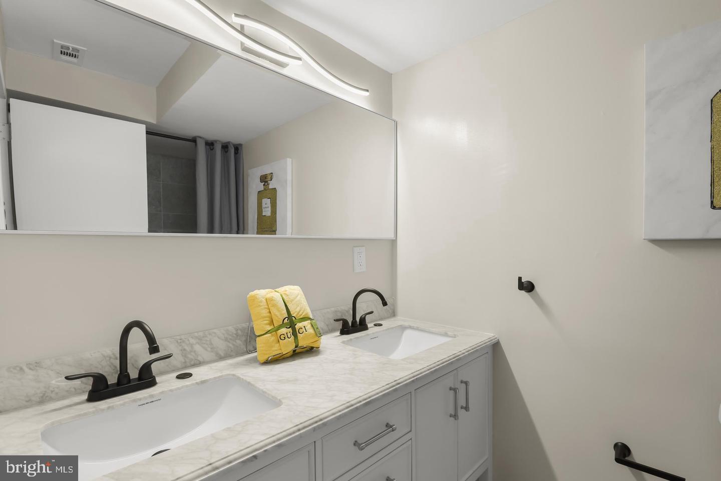 203 Cork Ln #t-4 Property Photo 9