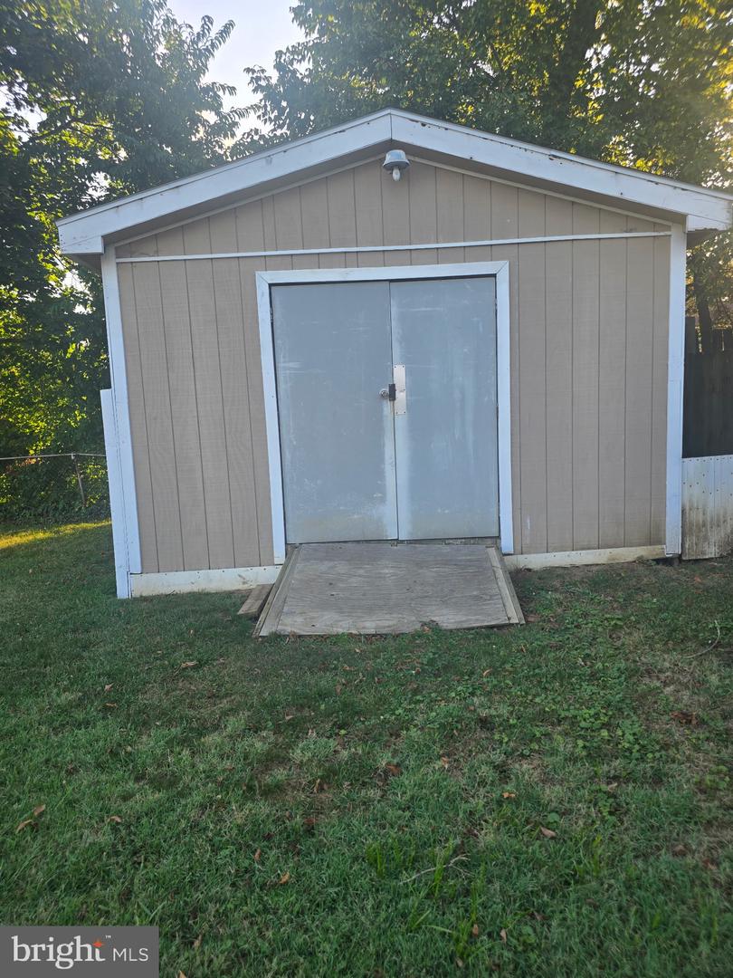 5901 Sunset Ave Property Photo 5