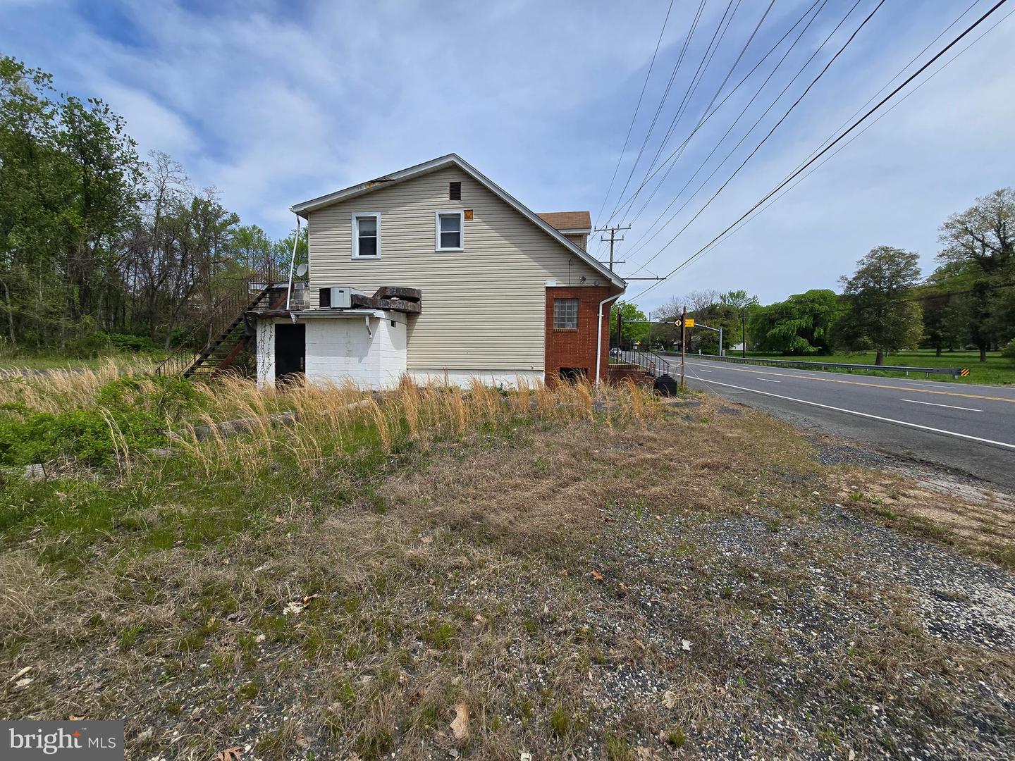 12426 Belair Rd Property Photo 4