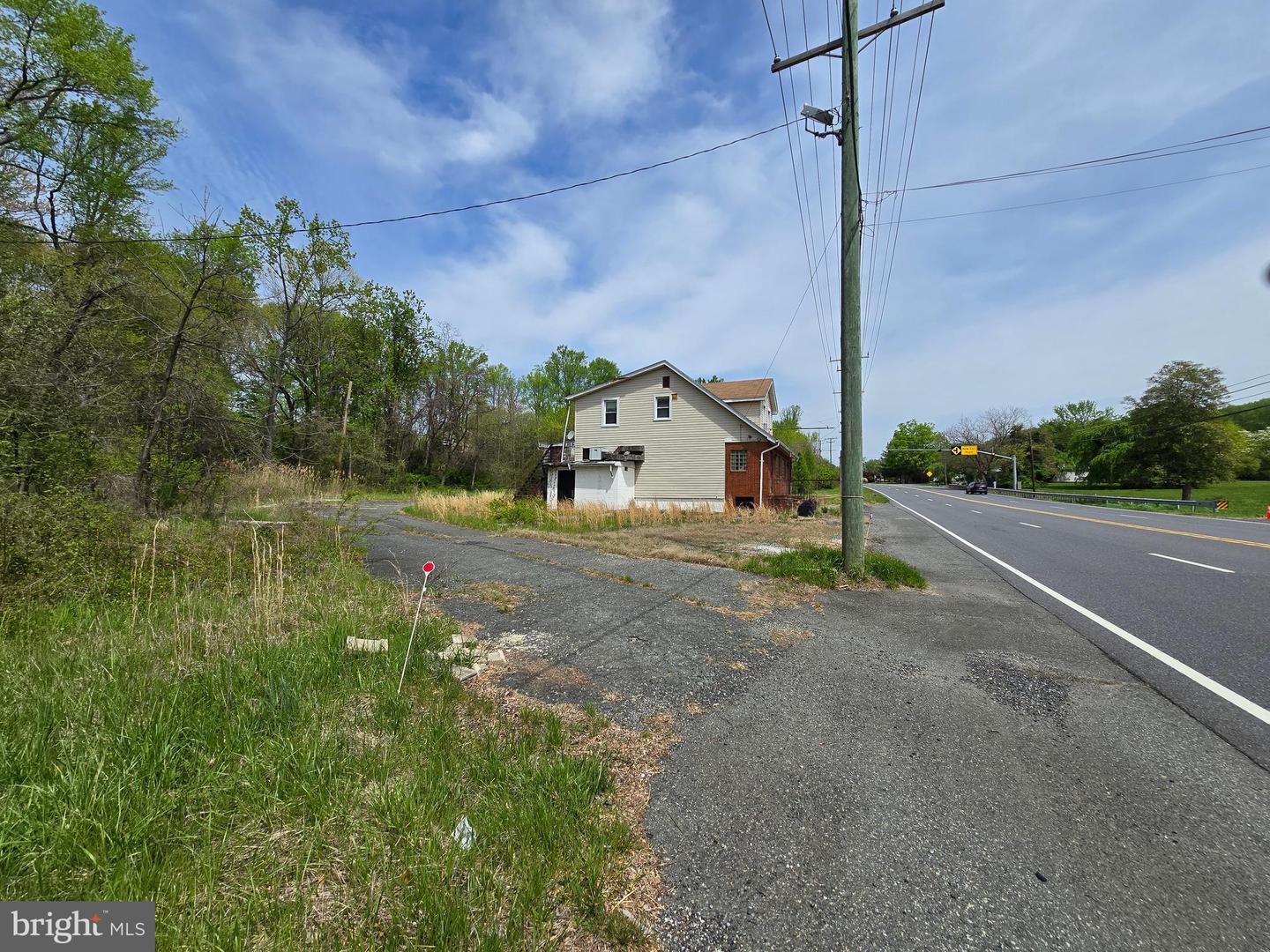 12426 Belair Rd Property Photo 8