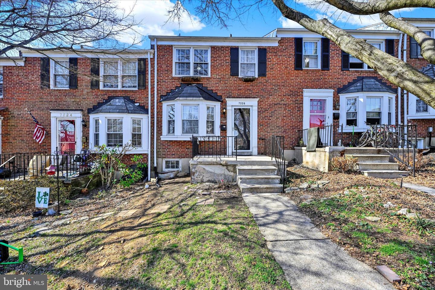 7226 Lanark Rd Property Photo