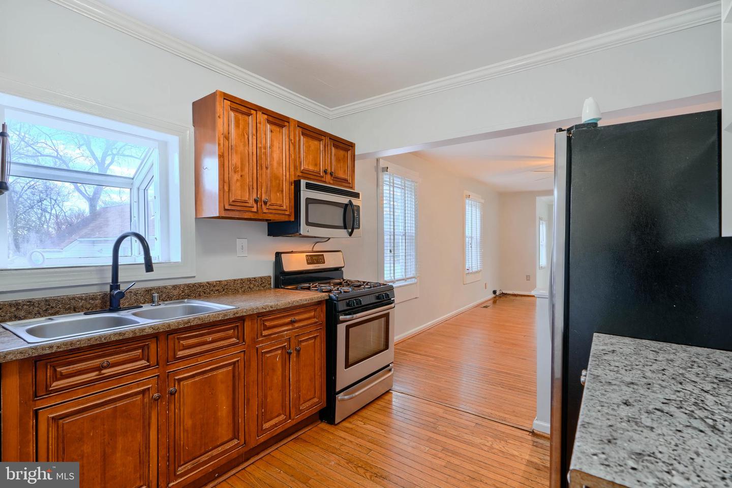 8215 Oakleigh Property Photo 15
