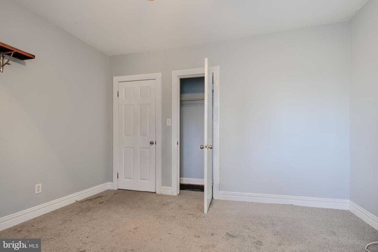 8215 Oakleigh Property Photo 24
