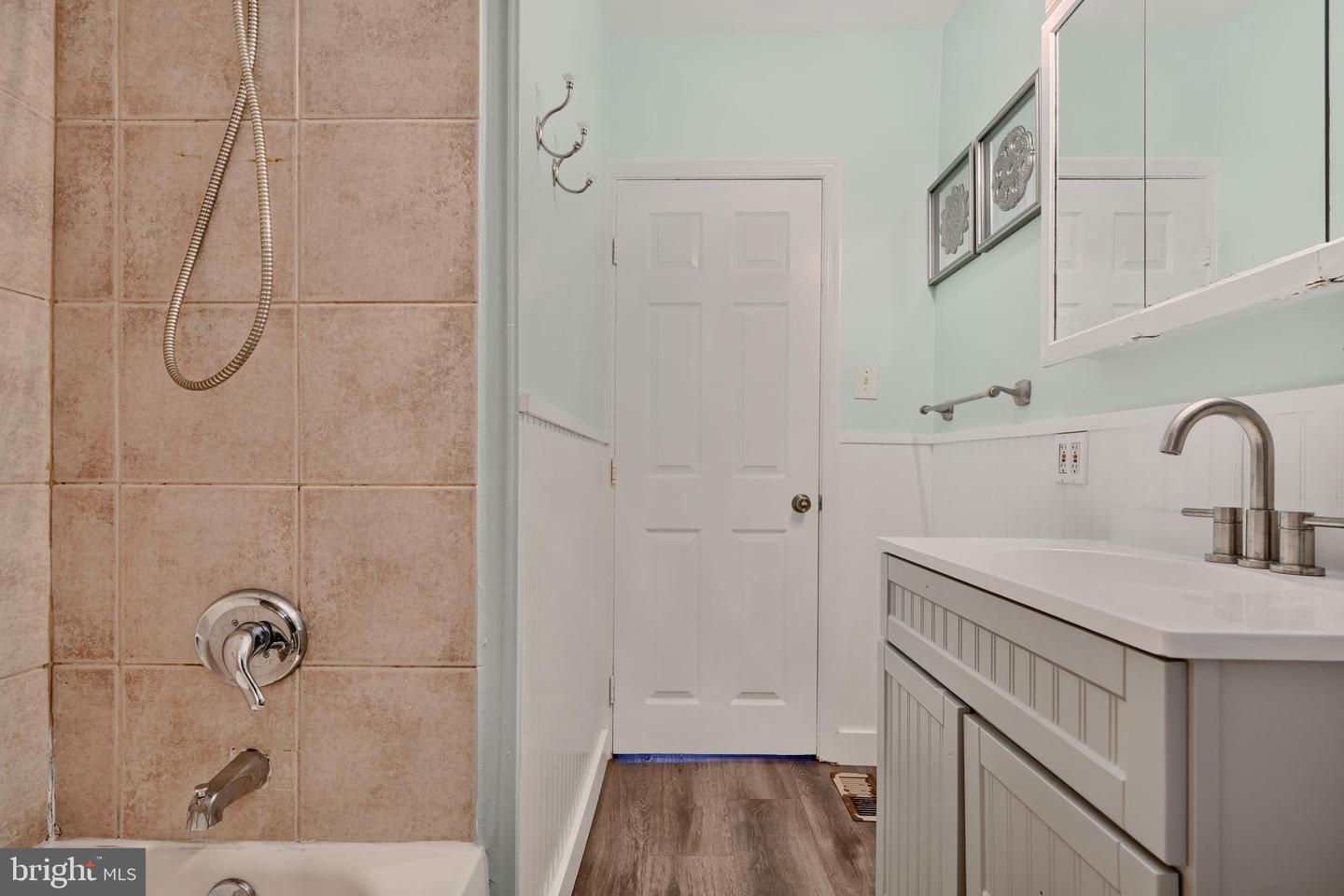 8215 Oakleigh Property Photo 28
