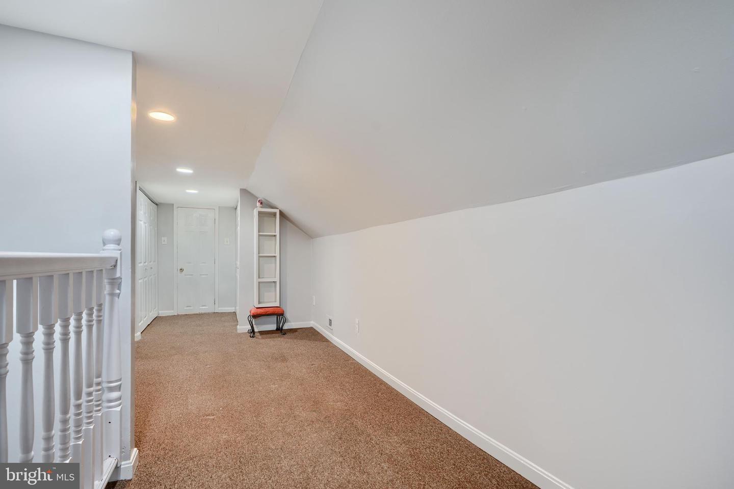 8215 Oakleigh Property Photo 29