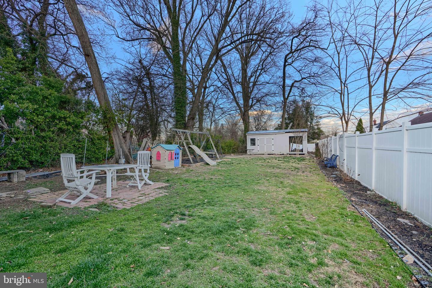 8215 Oakleigh Property Photo 45
