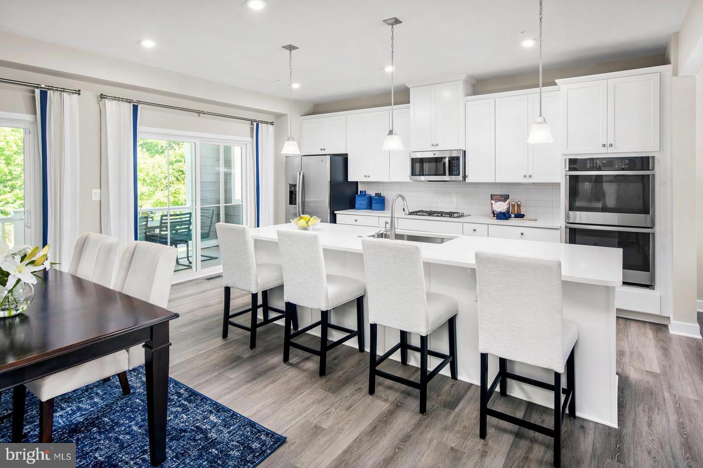 13841 Ridgeview Ct Property Photo 6