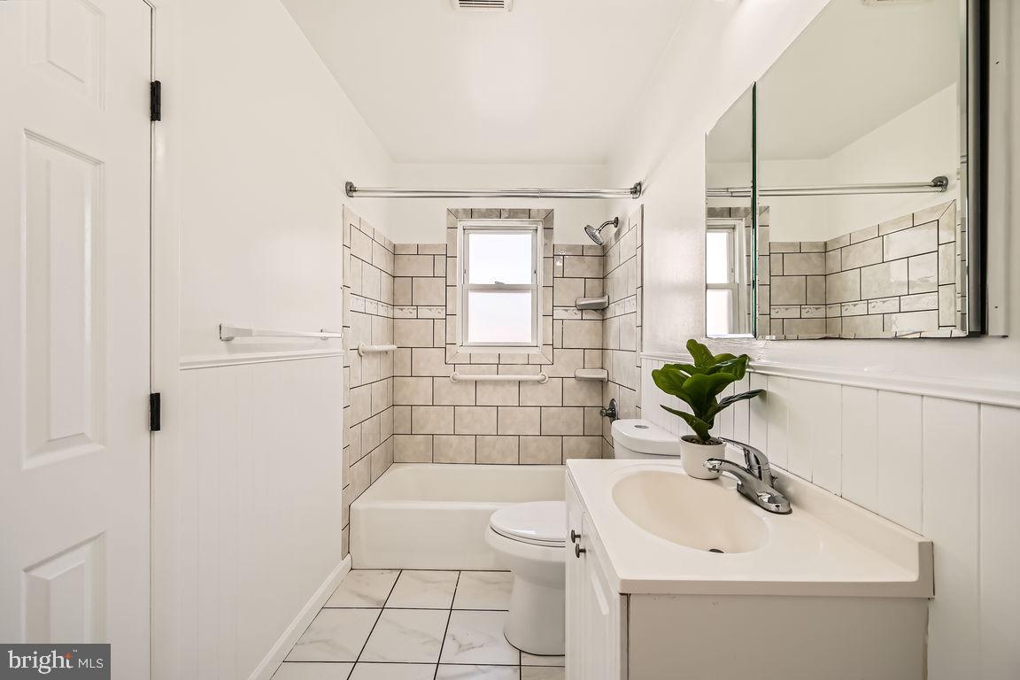 317 Townsend Rd Property Photo 14