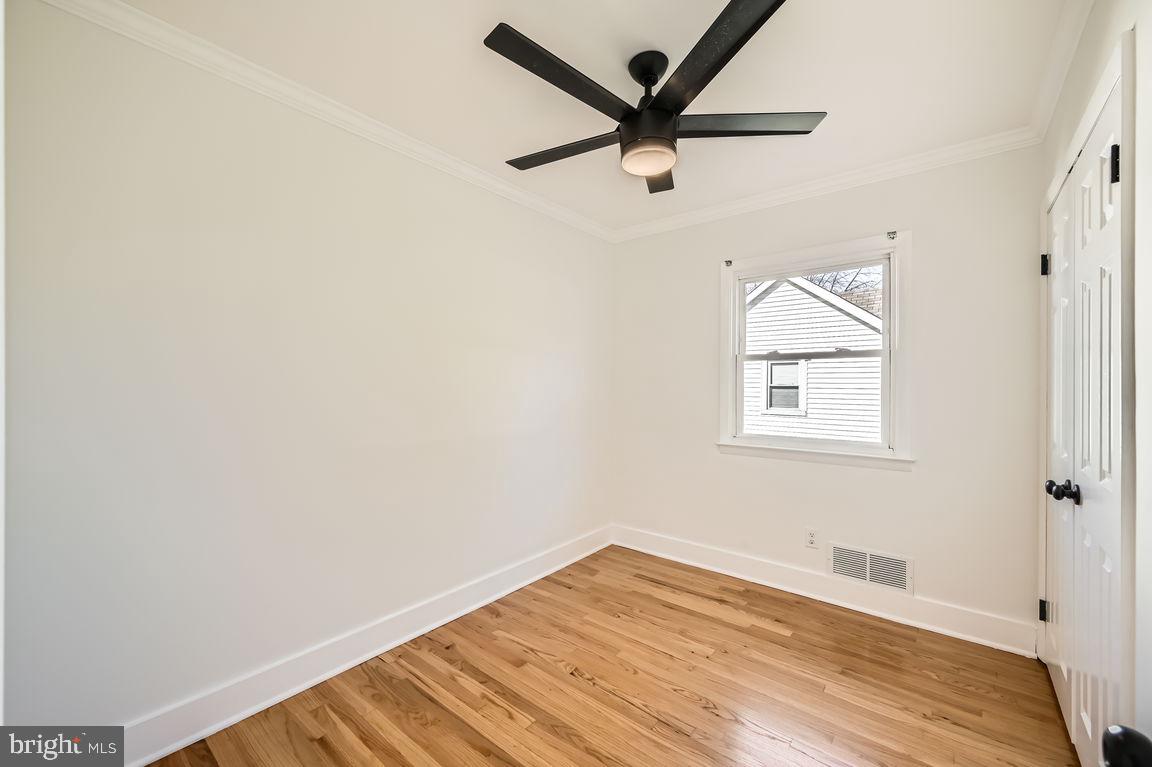 317 Townsend Rd Property Photo 16