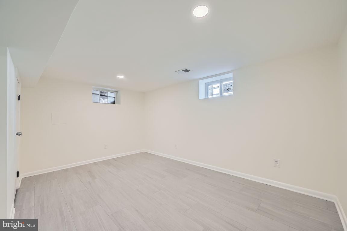 317 Townsend Rd Property Photo 20