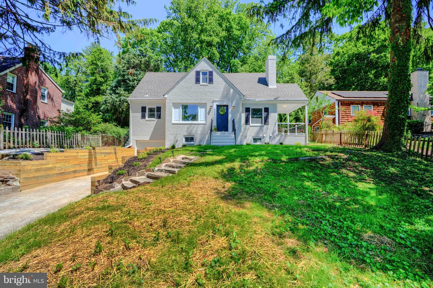 502 Alabama Property Photo 2