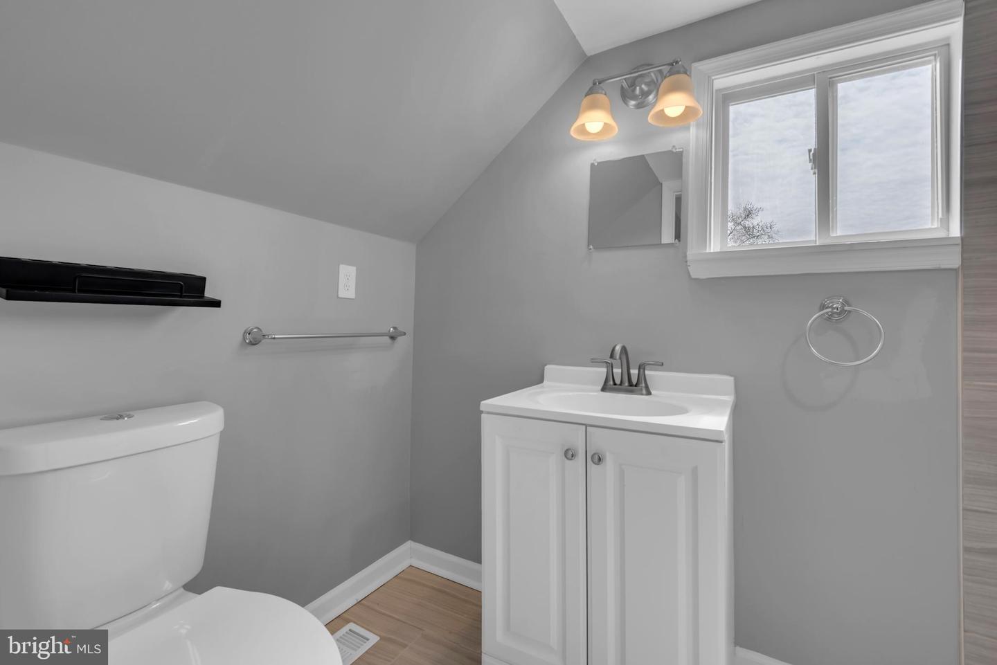 8114 Longpoint Rd Property Photo 30