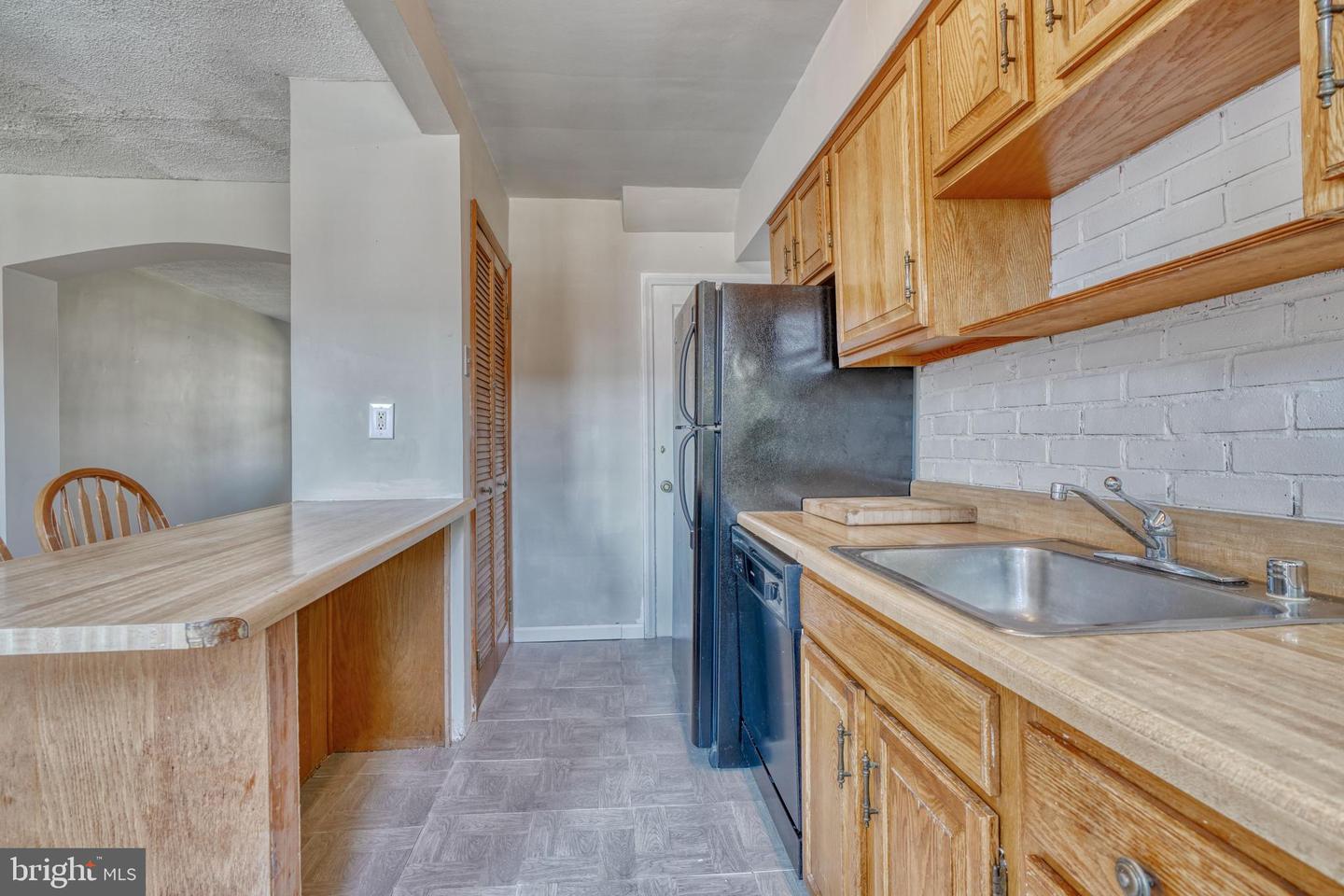 8331 Kendale Property Photo 15