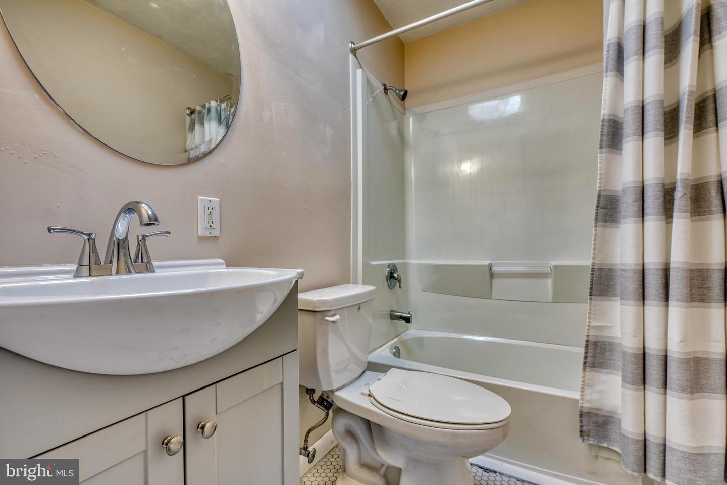 8331 Kendale Property Photo 21