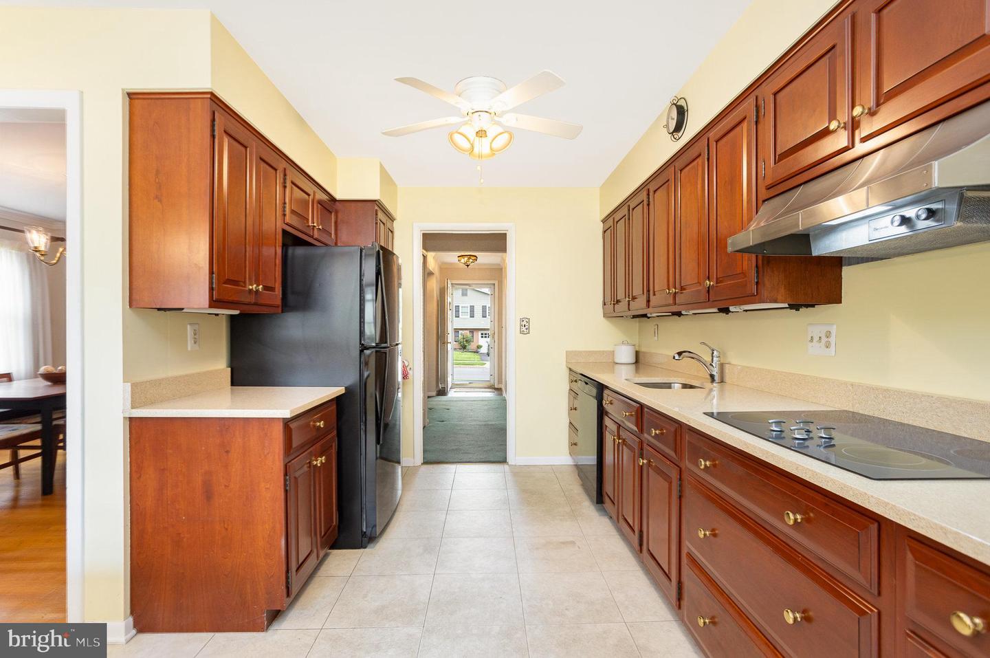 305 Jody Way Property Photo 8