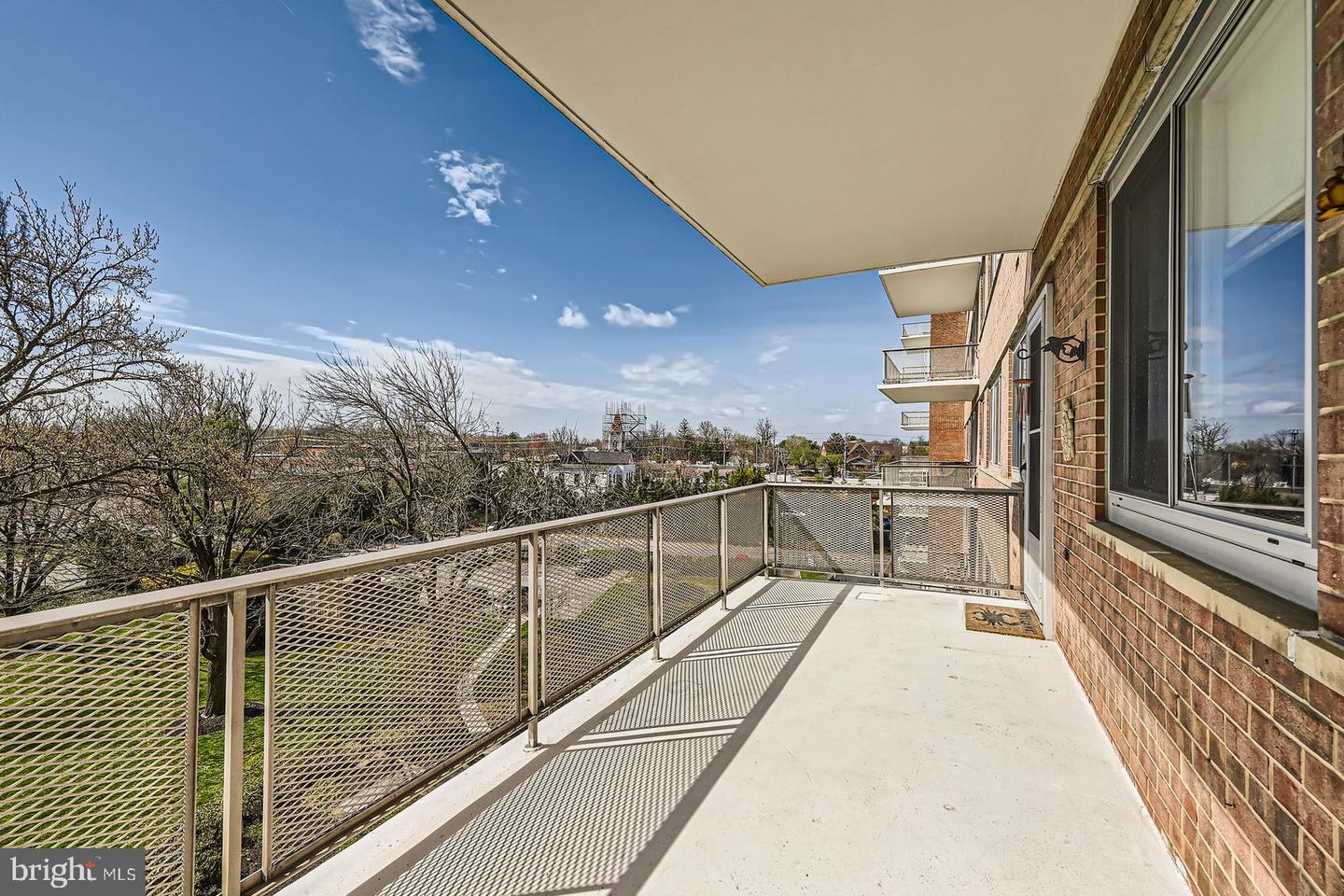 11 Slade Ave #509 Property Photo 25