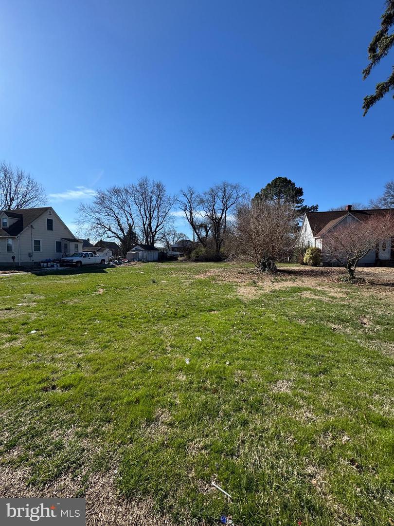 1614 Lynch Rd Property Photo 3