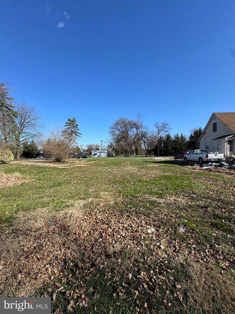 1614 Lynch Rd Property Photo 4