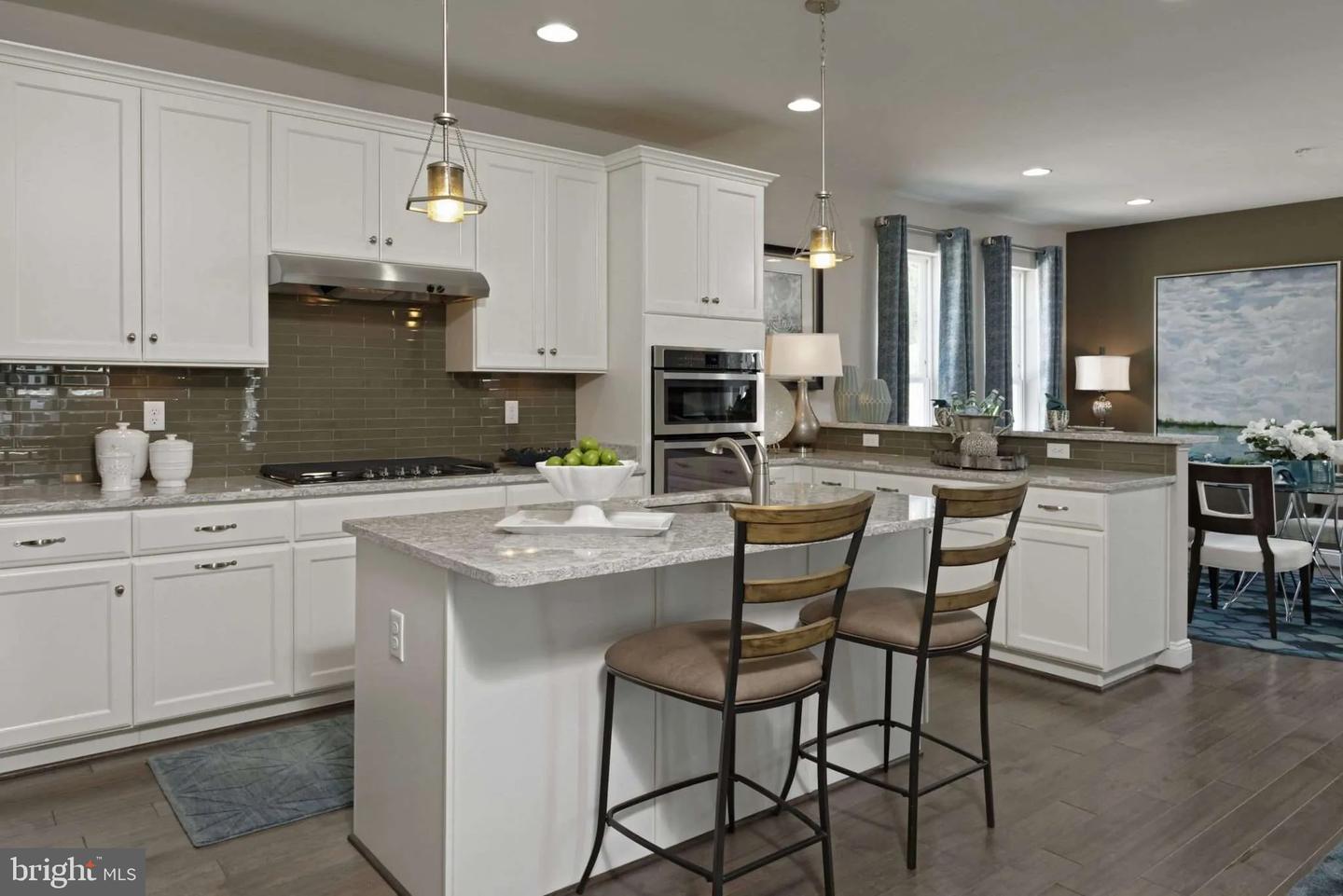 6708 Camden St Property Photo 4