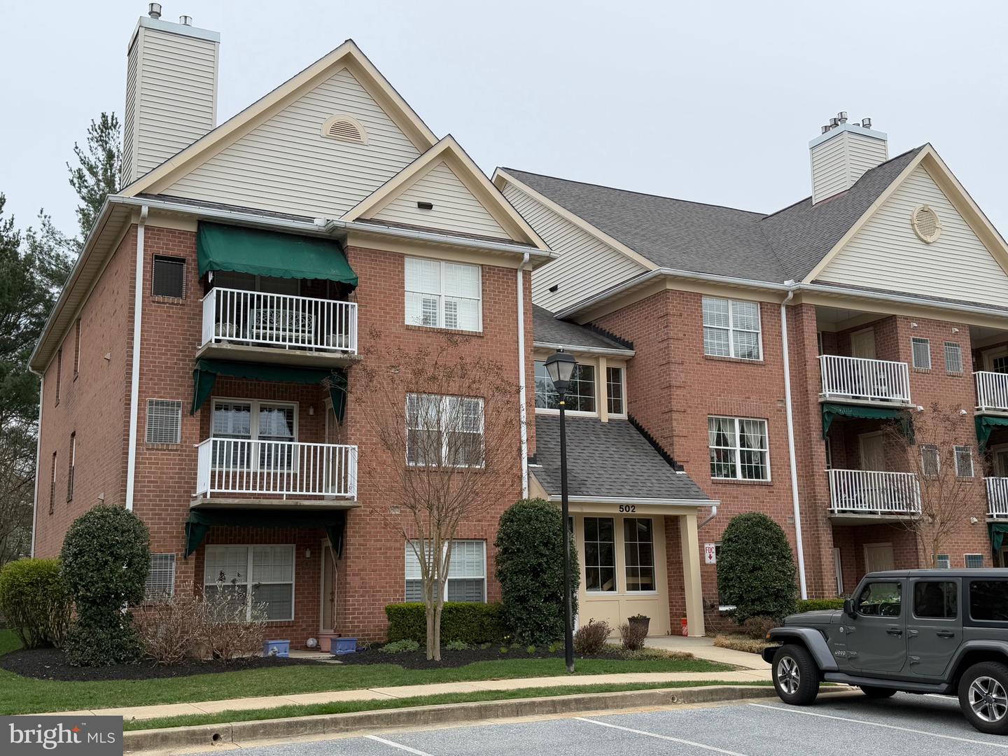 502 Limerick Cir #201 Property Photo 1