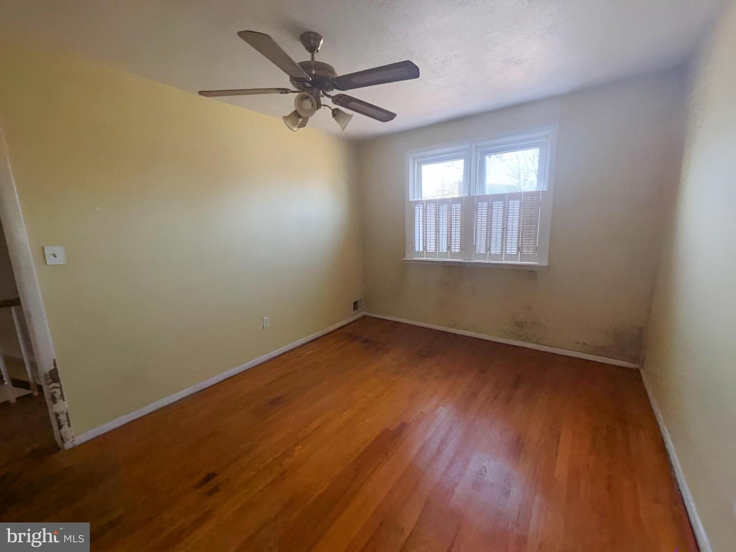 523 N Marlyn Ave Property Photo 19