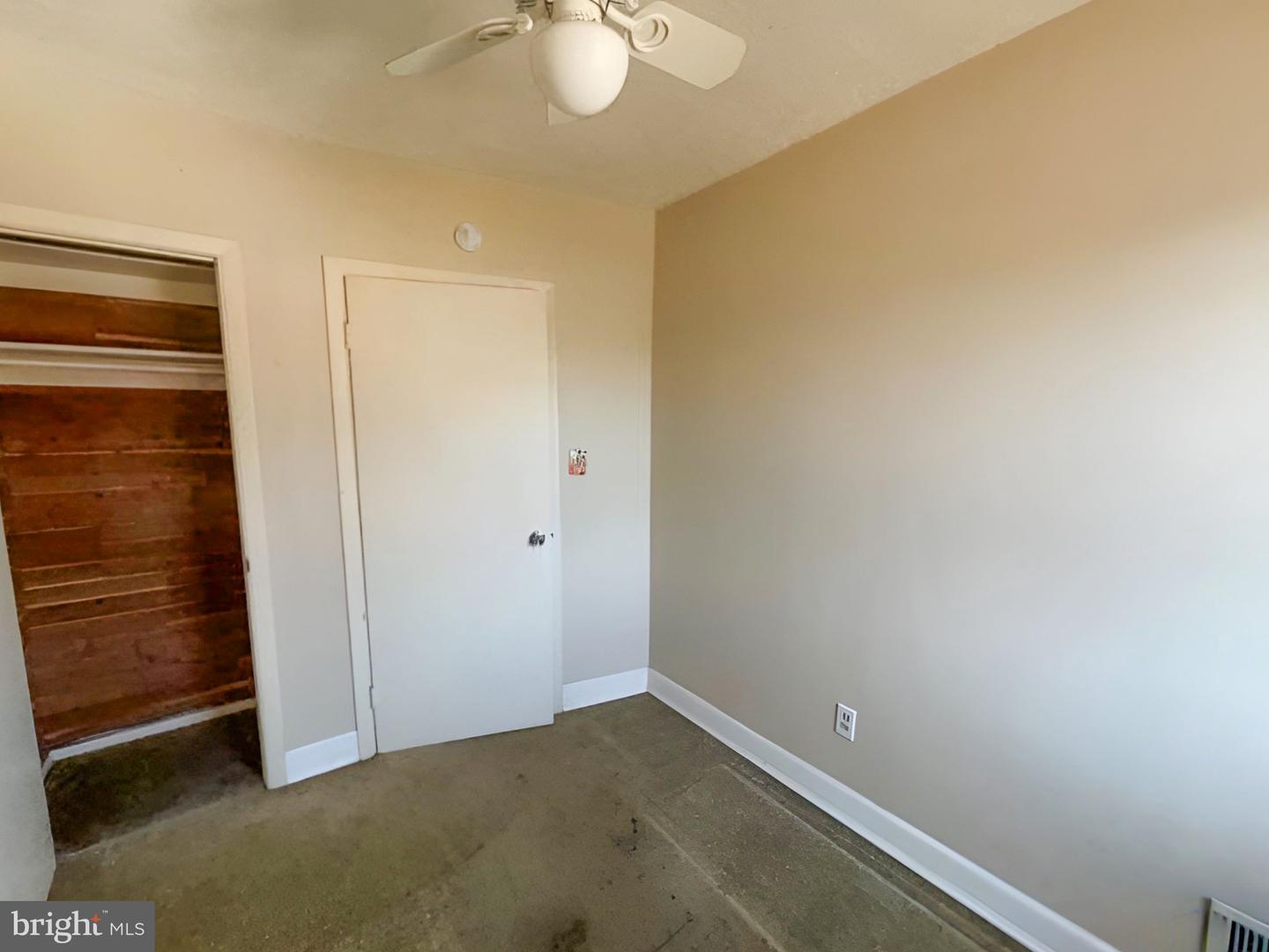 523 N Marlyn Ave Property Photo 22