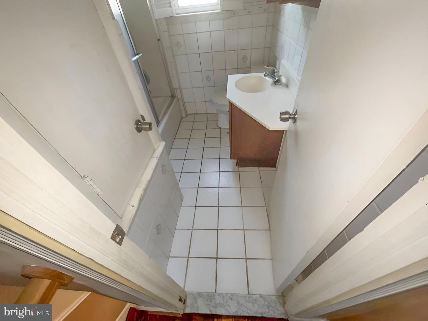 523 N Marlyn Ave Property Photo 33