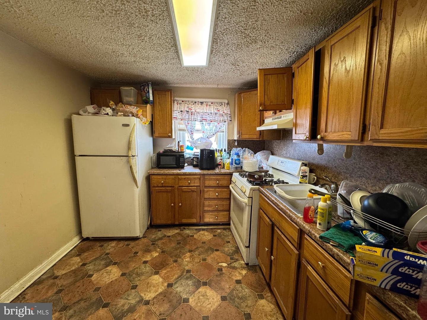 1020 Elton Ave Property Photo 11