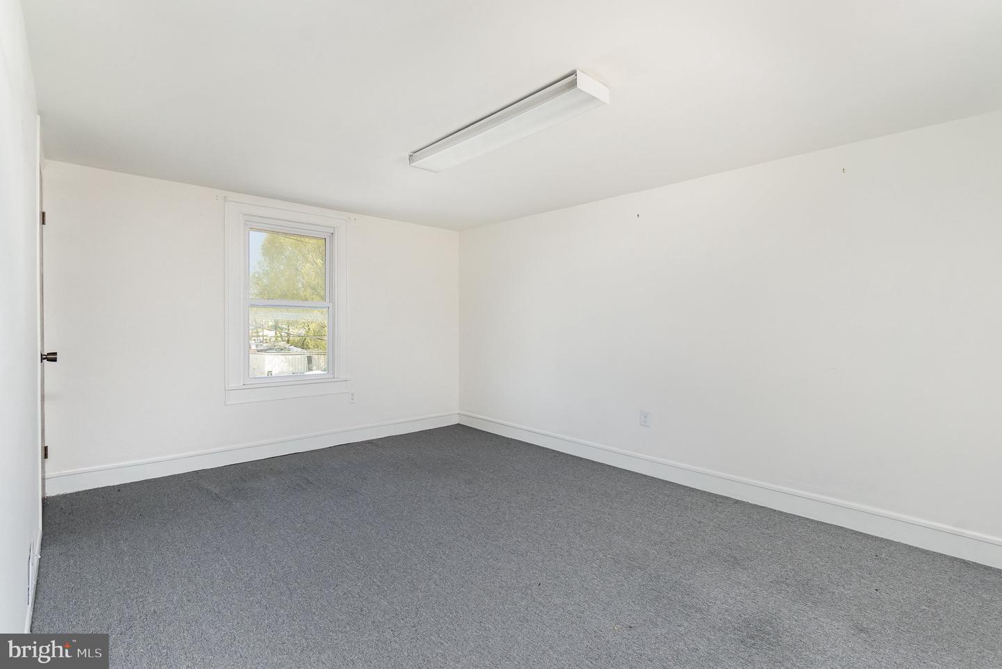 123 Church Ln Property Photo 25