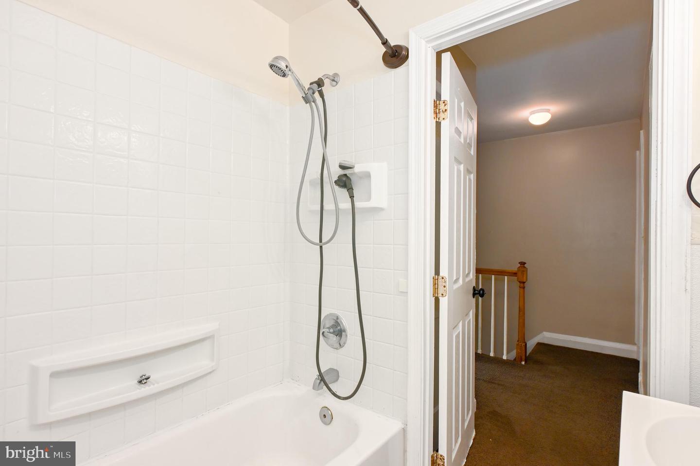 7417 Holabird Ave Property Photo 10
