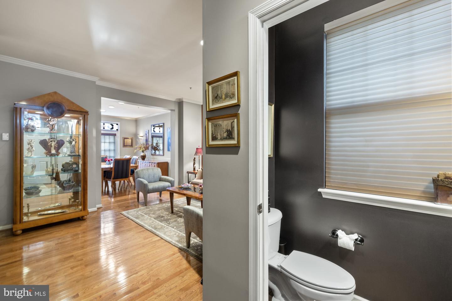 13 Austringer Ct Property Photo 6