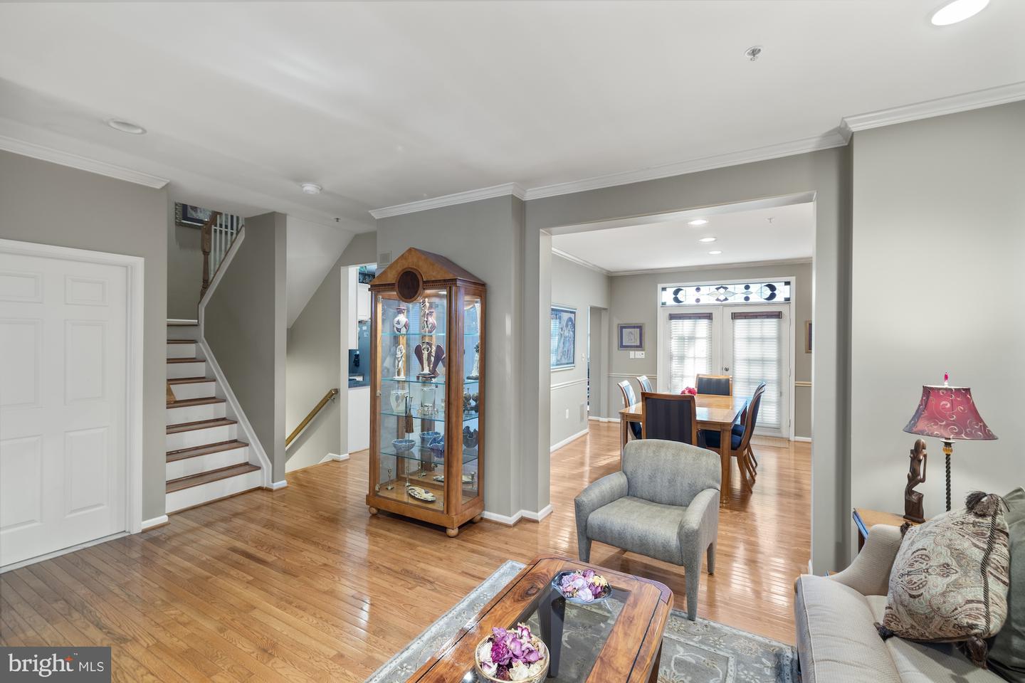 13 Austringer Ct Property Photo 9
