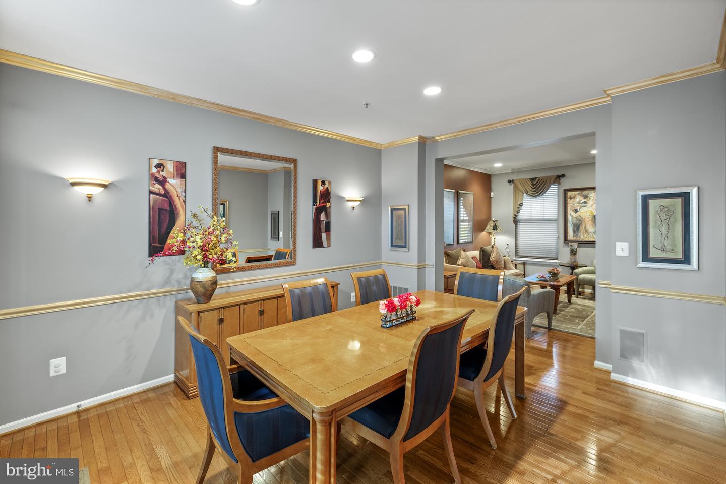 13 Austringer Ct Property Photo 11