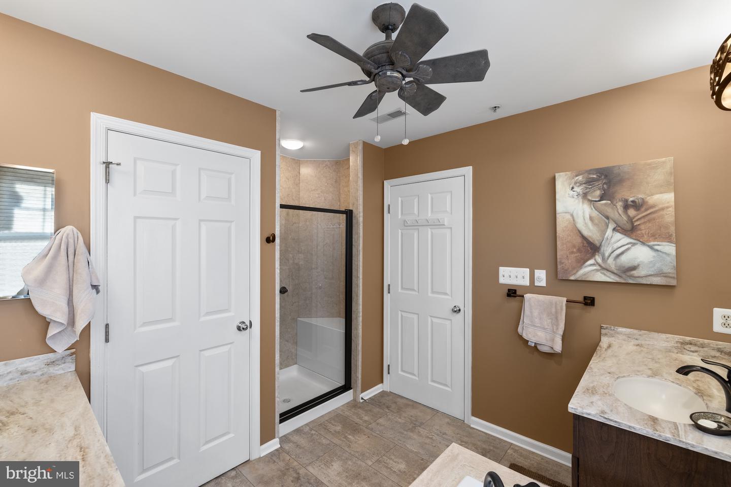13 Austringer Ct Property Photo 26