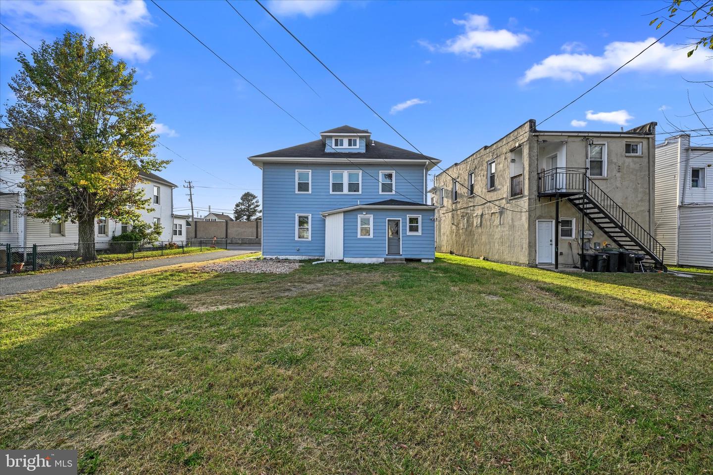 117 Main St Property Photo 38