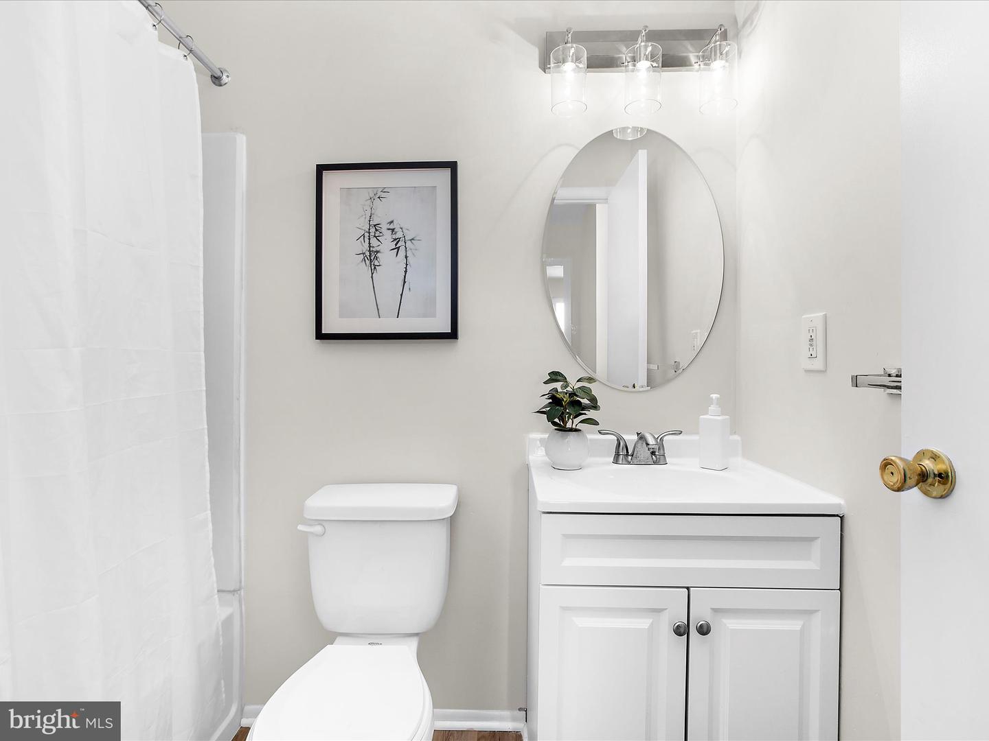 1100 Lisadale Cir #3a Property Photo 16