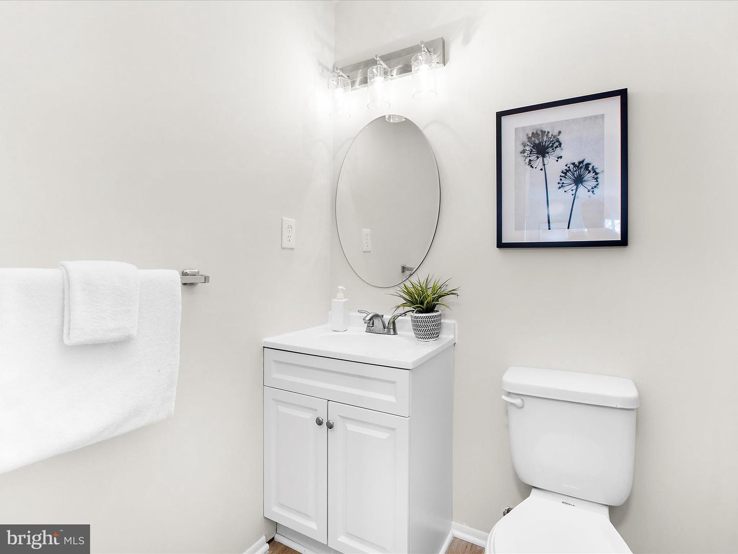 1100 Lisadale Cir #3a Property Photo 24