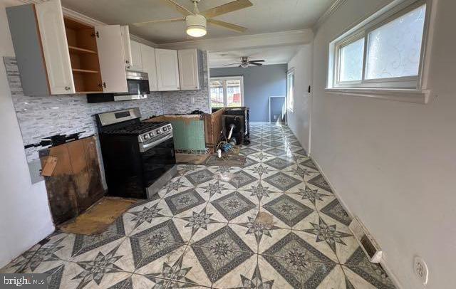 910 Renfrew St Property Photo 5