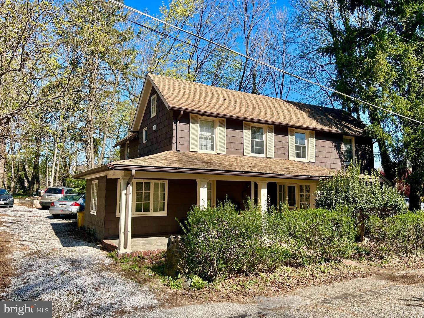 6 Cedar Ave Property Photo 2