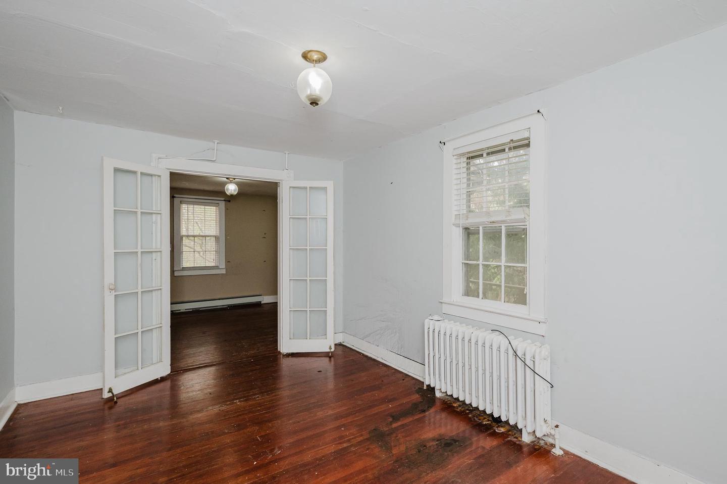 52 Sherwood Rd Property Photo 7